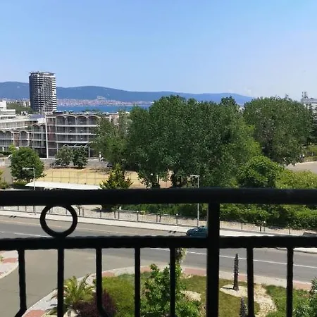 River Park Διαμέρισμα
